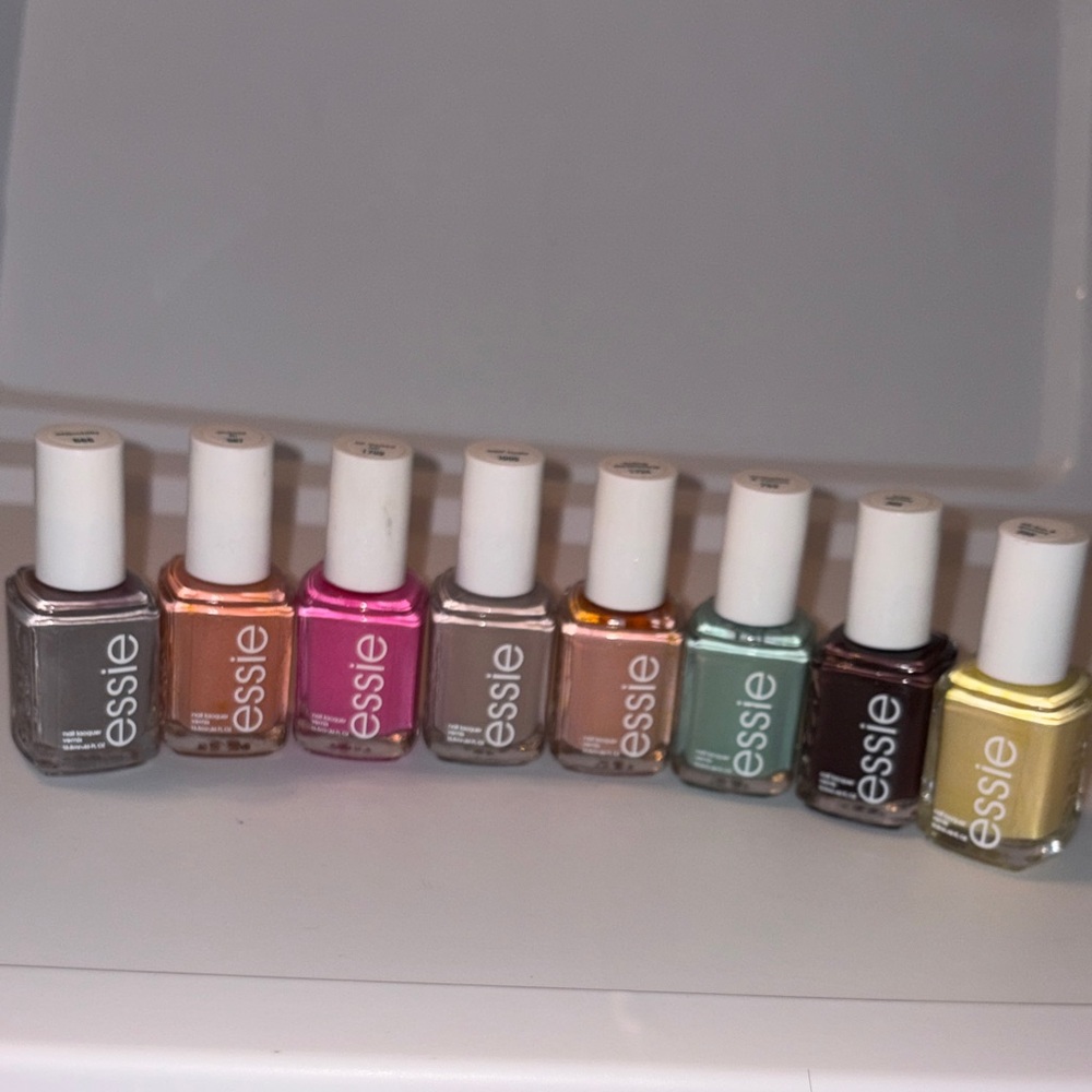 Essie Nail Set - Vibrant Multi-Color Collection